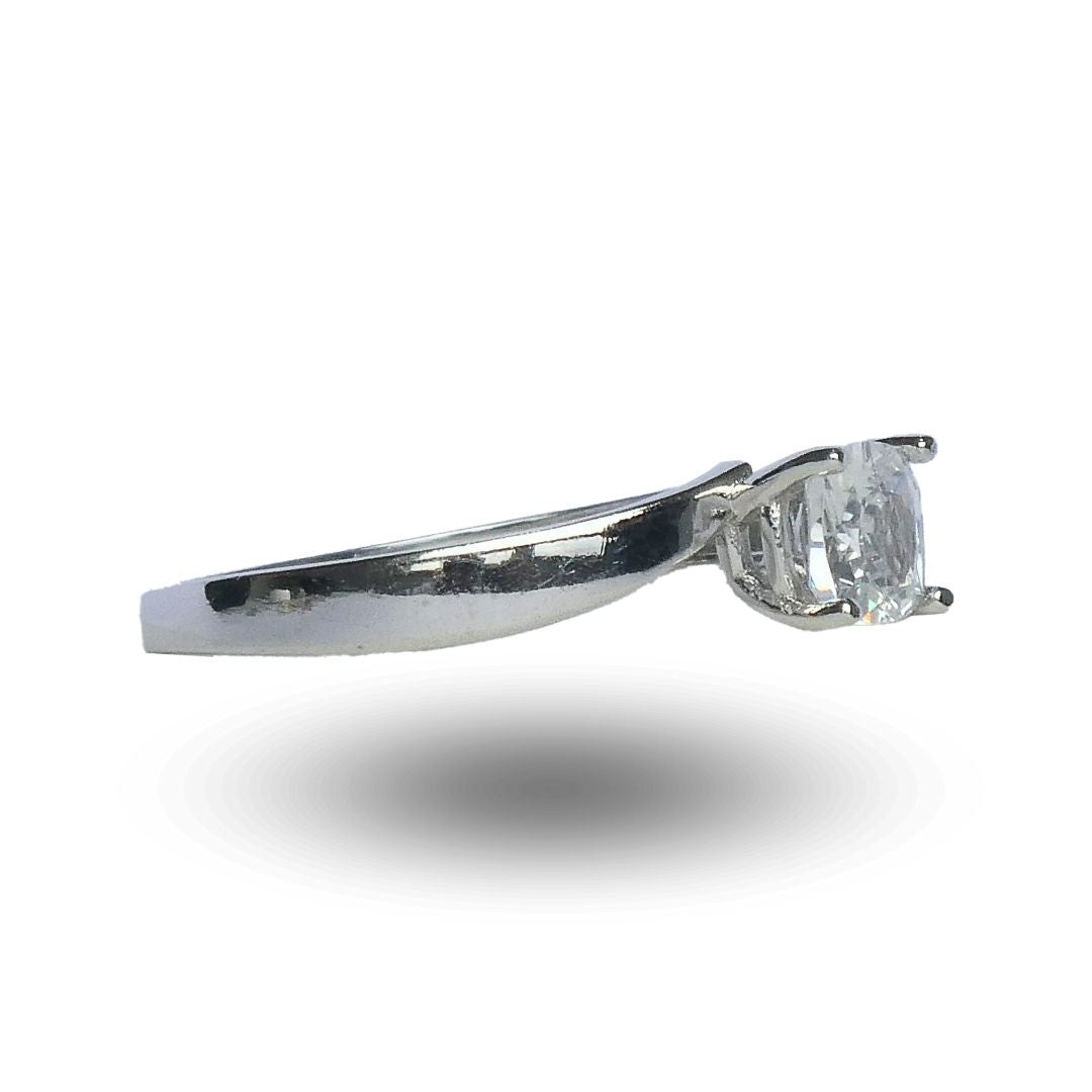 Anillo de Compromiso Torcido con Zirconia